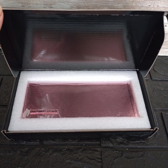 Adept Cosmetics Plain Jane Eyeshadow Palette 💯 authentic New In Box - Picture 6 of 9